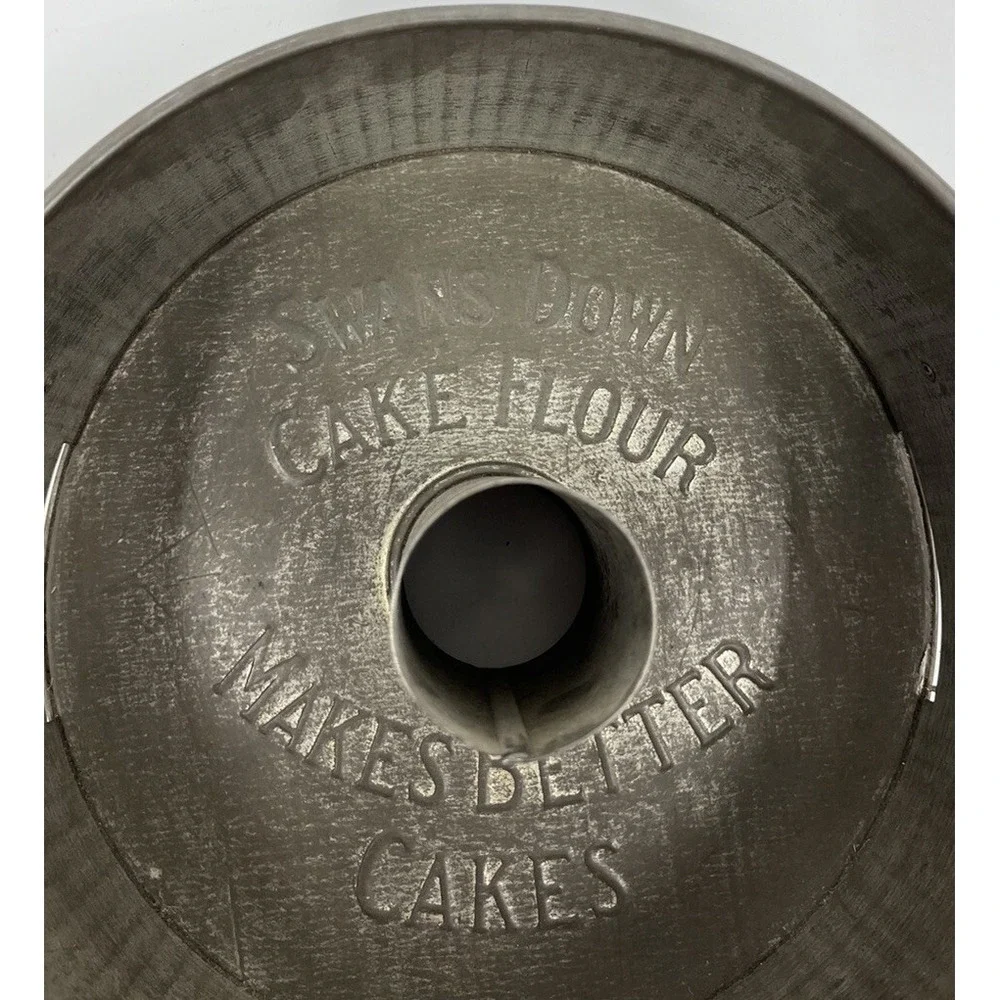 Vintage Swans Down Cake Flour Angel Food Pan Metal USA E. Katzinger  9